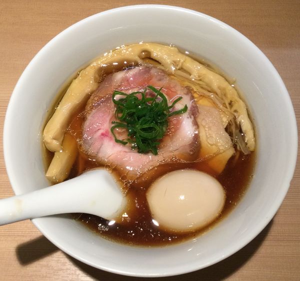 「特製醤油らぁ麺 1,000円」@らぁ麺 はやし田 新宿本店の写真