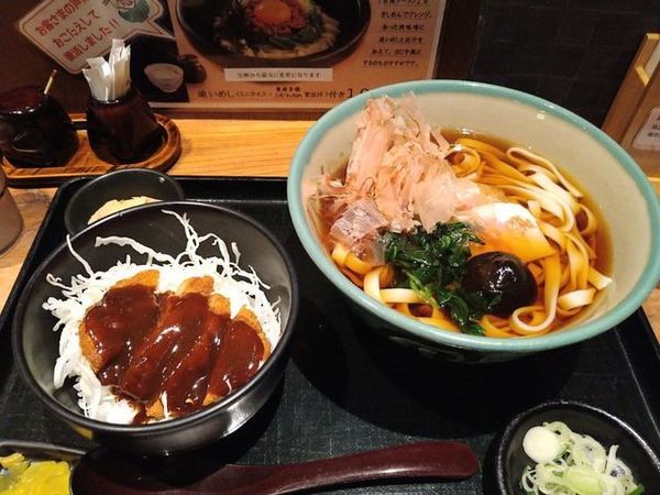 「宮きしめん（冷）」@四代目鍵三郎 宮きしめんの写真