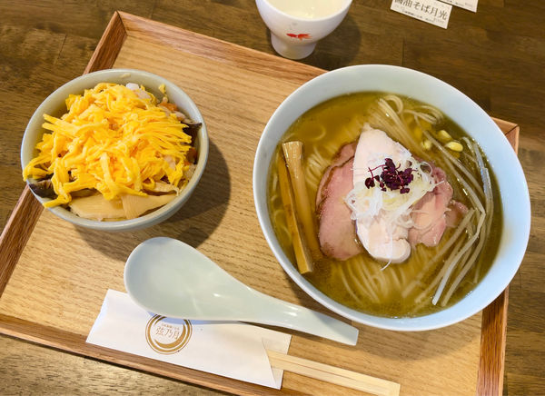 「醤油そば月光 & 限定 春のちらし寿司」@自家製麺と定食 弦乃月の写真