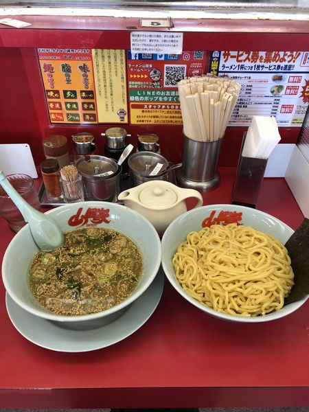 「味噌つけ麺（大盛り）濃いめ　酢抜き」@ラーメン山岡家 春日部店の写真