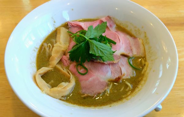 「牡蠣煮干しそば」@サクラ ソバストアの写真