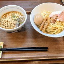 味玉鶏ほぐしつけめん