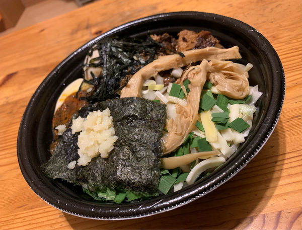 「【テイクアウト】汁なしブラック」@麺Dining Number Nine 09の写真