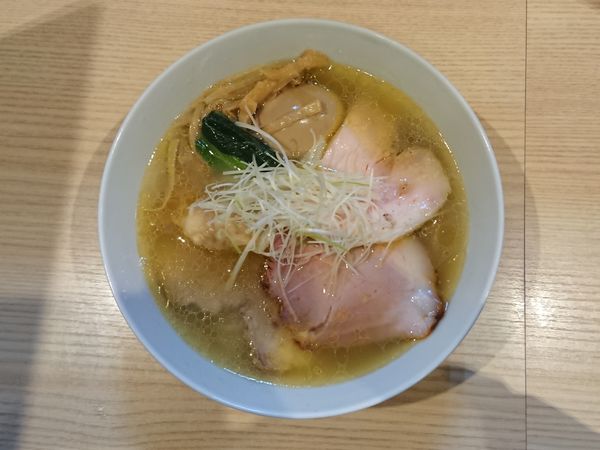 「特製塩らぁ麺」@中村麺三郎商店の写真