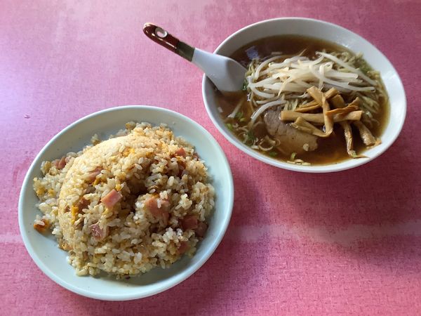 「ラーメン+チャーハン」@福芳の写真