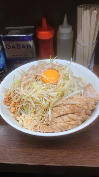 「大豚汁なし ネギ  ニンニク  油」@ラーメン二郎 横浜関内店の写真