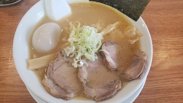 「特製鶏醤油らーめん」@らーめん 燦々の写真