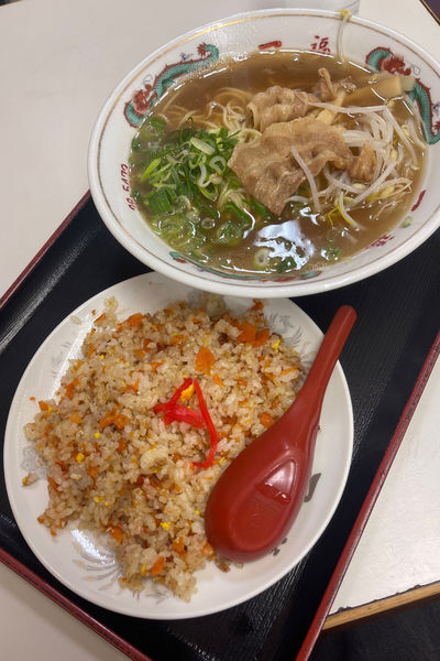 「中華そば(大) 焼きめしセット」@銀座一福の写真