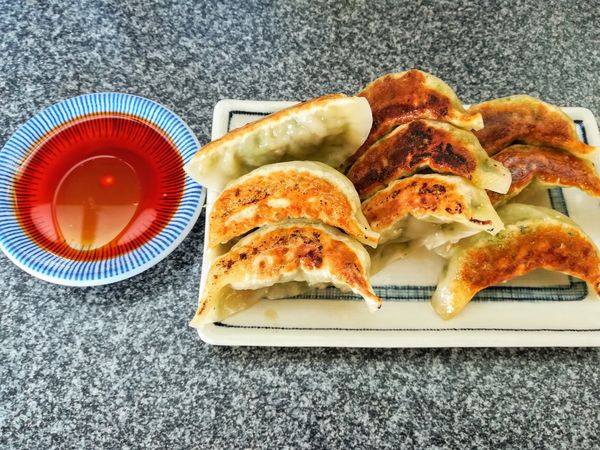 「餃子9個550」@らーめん亭 26の写真