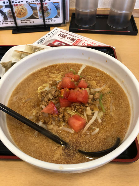 「担々麺トマト　500円+税」@天使担々麺の写真