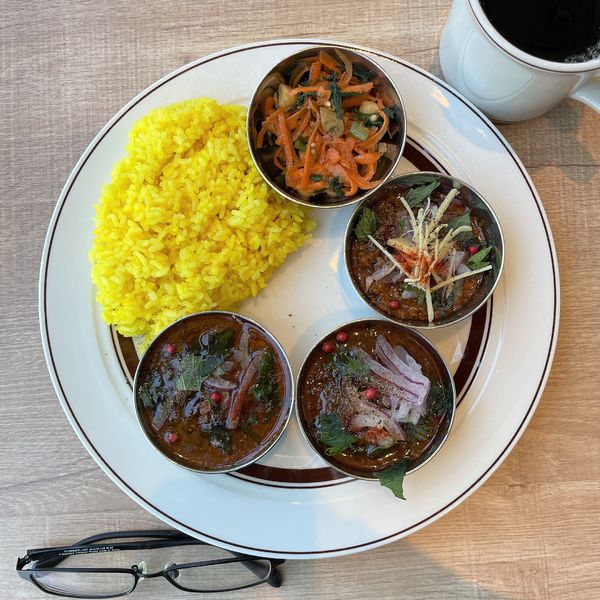 「3種盛カレー」@喫茶ネゴンボ 戸塚店の写真