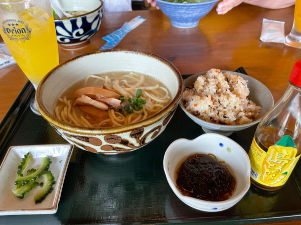 「八重山そば638円、ぞばセット330円」@八重山そば本店 夢乃屋の写真