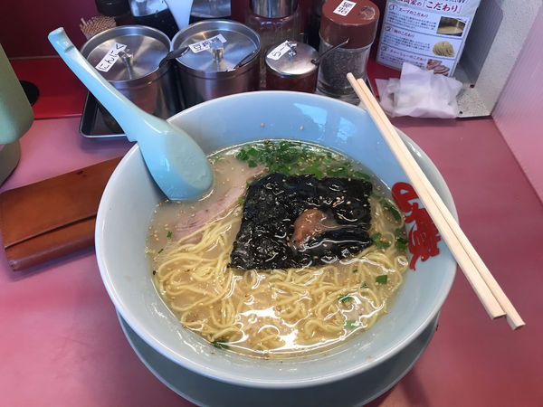 「朝ラーメン」@山岡家 平塚店の写真
