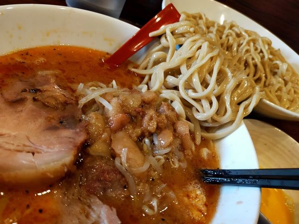 「つけ麺・麺増し600・生卵（脂・にんにく）」@ピコピコポンの写真