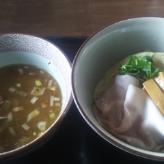 俊麺なが田の画像