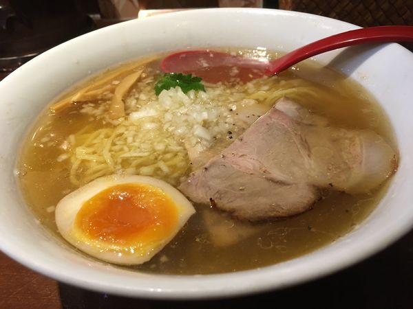 「塩らーめん」@老麺魂の写真