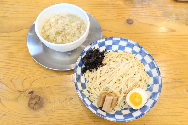 「煮干つけ麺（塩）￥１０００」@らぁ麺 めん奏心の写真