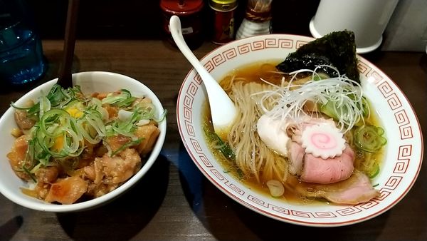 「鶏の中華そば（８００円）」@麺屋 誠栄の写真