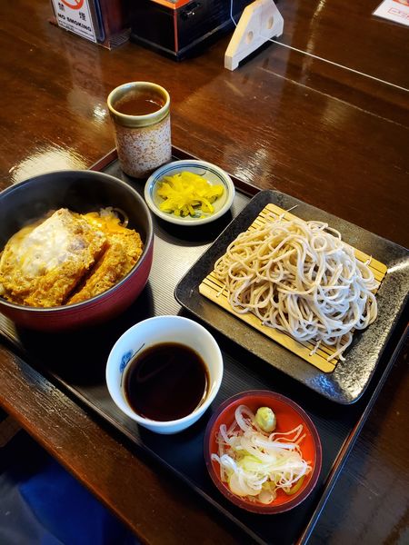 「カツ丼セット　冷たい蕎麦（もりそば）」@蕎麦処 佐賀の写真