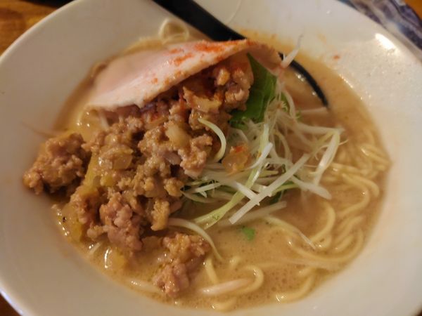 「みそラーメン」@ら麺 はちにの写真