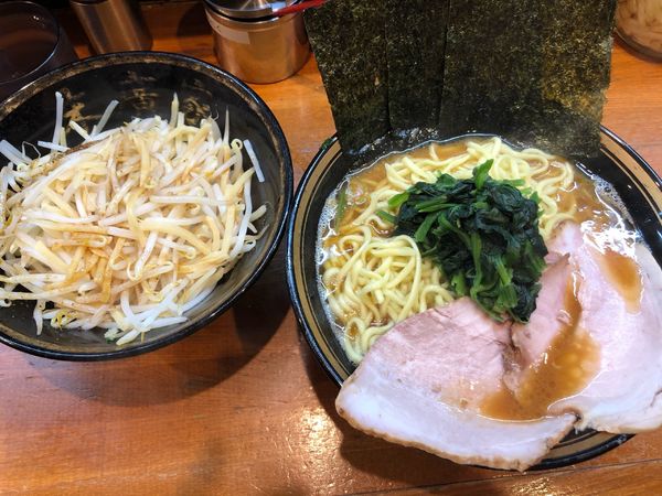 「ラーメン•大盛　竹の子もやし」@末廣家の写真