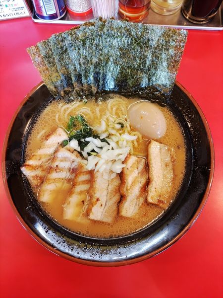 「正油チャーシューメン+味玉+のり  ﾒﾝﾏ抜き」@サンドラ 犬塚店の写真