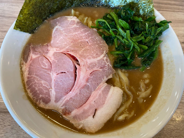 「ド豚骨醤油ラーメン」@くじら食堂 nonowa東小金井店の写真