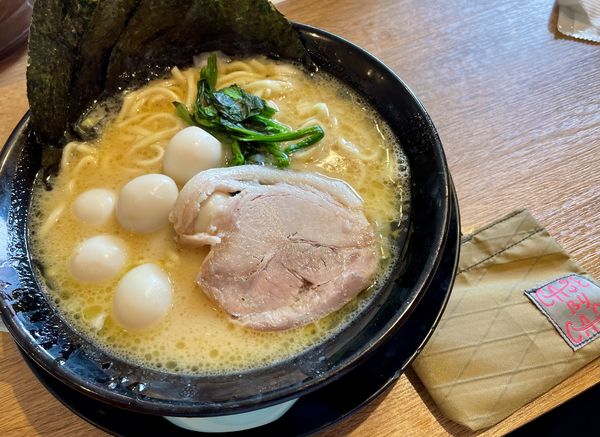 「ラーメン＋うずら5個」@門真商店の写真