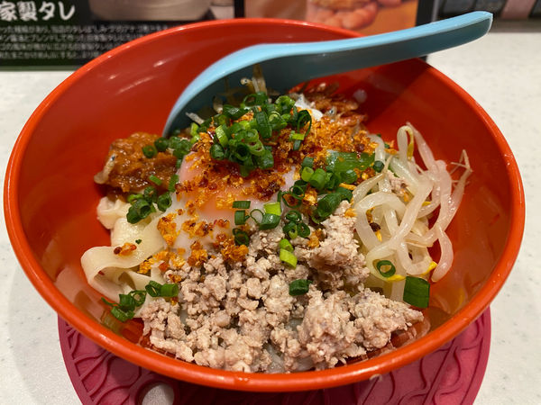 「温玉平打ち手揉み麺」@圧延Japan Meeの写真