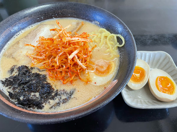 「ごま味噌辛ねぎ800円、味玉80円」@胡麻らーめん 極の写真