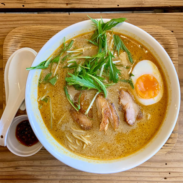 「エスニックラーメン（670円）」@ラーメン仮面 55（PAHAPAHA）の写真