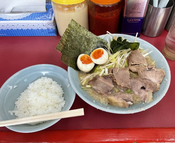 「ネギチャーシューメン味玉＆半ライス」@ラーメンショップ 牛久結束店の写真