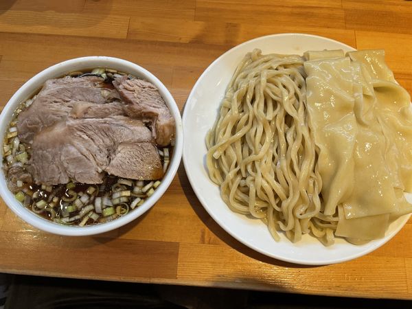 「太麺チャーシュー1200円＋凄平麺トッピング」@らぁめん りきどうの写真
