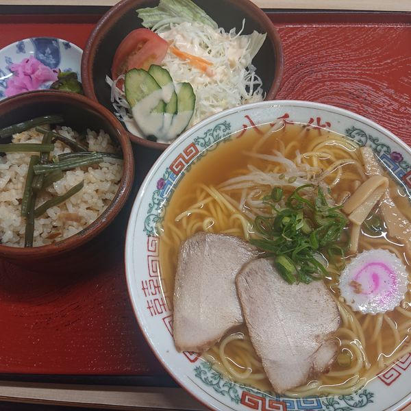 「ラーメン定食820円」@八千代食堂の写真