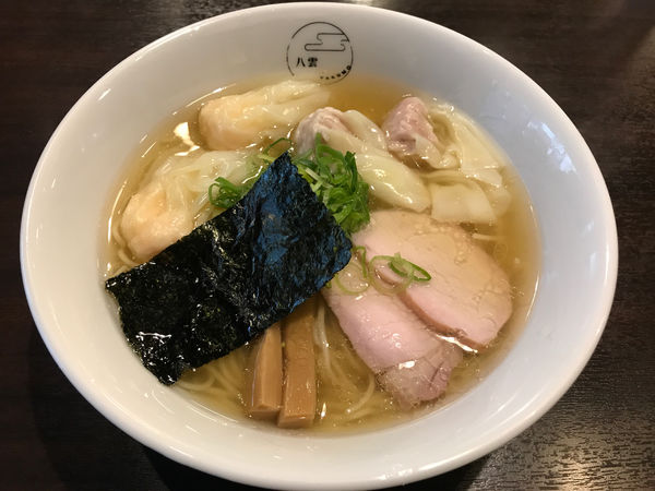 「特製ワンタン麺ハーフ 白だし　1000円」@八雲の写真