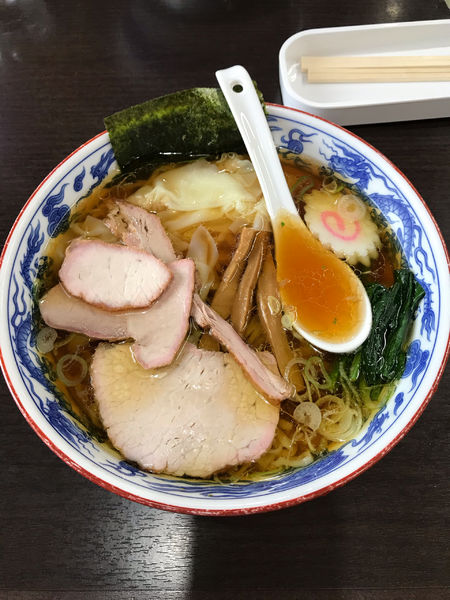 「ワンタン麺 970円」@とら食堂の写真