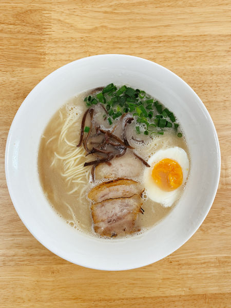「豚骨ラーメン」@麺也 オールウェイズの写真