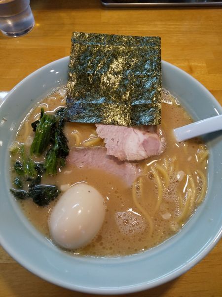 「ラーメン（味玉付き）」@ラーメン専門店 RAGAYAの写真