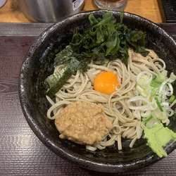 納豆そば 550円