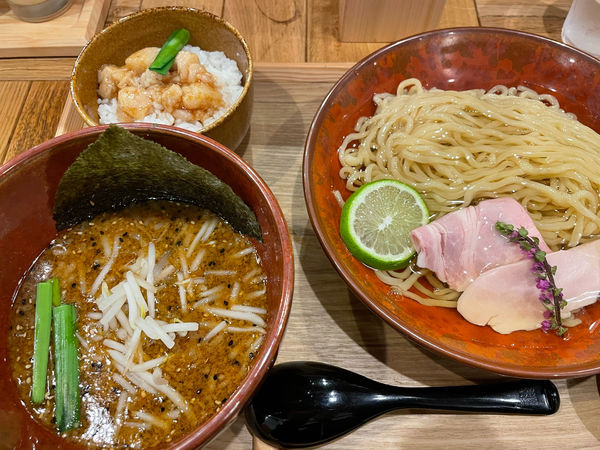 「昆布水の味噌つけ麺」@味噌らーめん 柿田川ひばり 恵比寿本店の写真