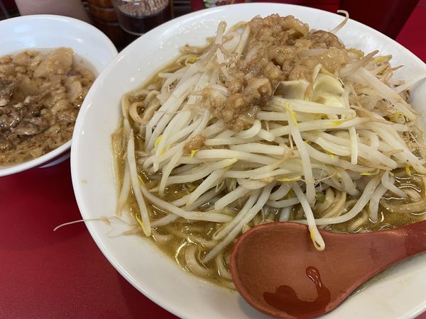 「中ラーメン・脂（別皿）」@立川マシマシ 足利総本店の写真
