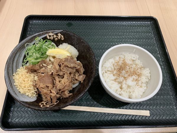 「牛肉おろしぶっかけ（小）＋ライス（小）」@はなまるうどん モリシア津田沼店の写真
