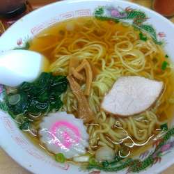 ラーメン３００円