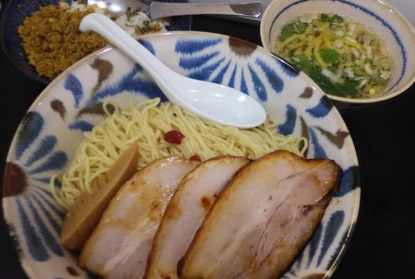 「アゴだしつけ麺　大盛　+　チャーシュー　+　キーマカレー」@自家製麺SHINの写真