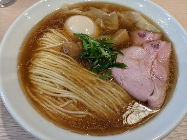 「特製醤油らーめん」@麺笑巧真の写真
