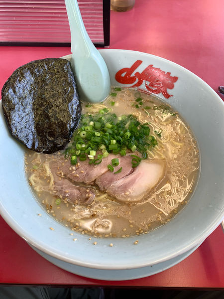 「朝ラーメン」@ラーメン山岡家 小山田間店の写真