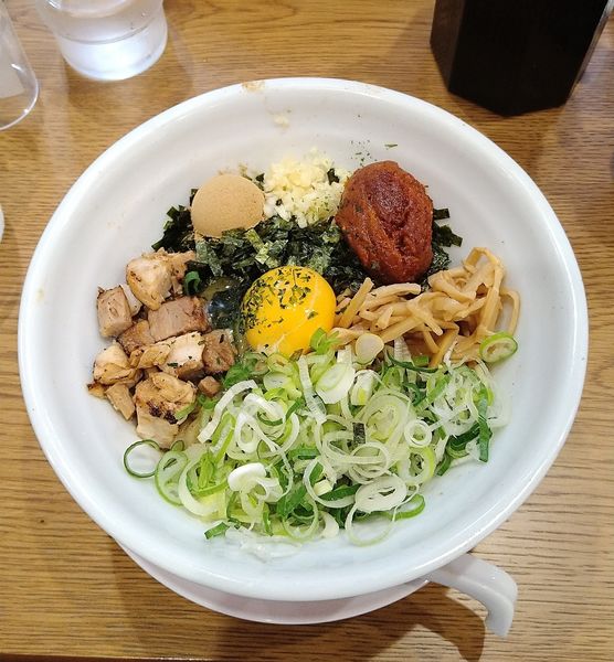 「からみそまぜそば(6辛) 870円」@からみそラーメン ふくろう食堂 ミュープラット大曽根店の写真