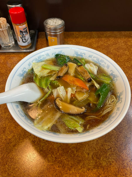 「シイタケソバ（６５０円）」@中華新楽の写真