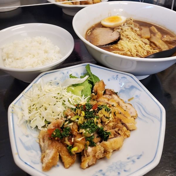 「本日のランチ🅰️油淋鶏ライス」@笑顔の写真