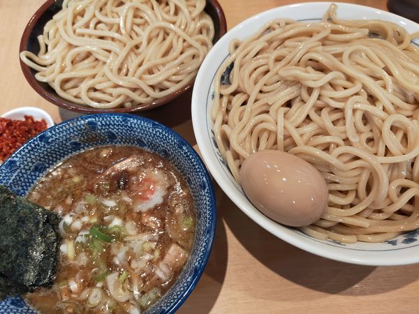 「辛つけ950円(特特盛400円、900g)」@くり山の写真